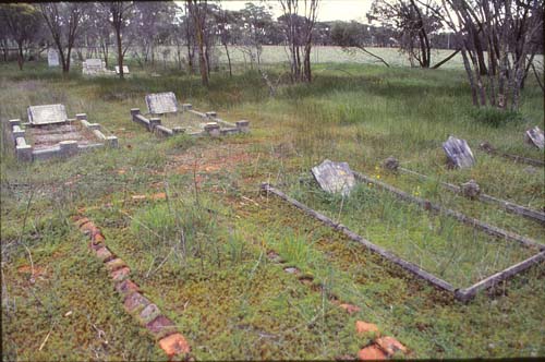 Sm-69-Glentromie-Cemetery